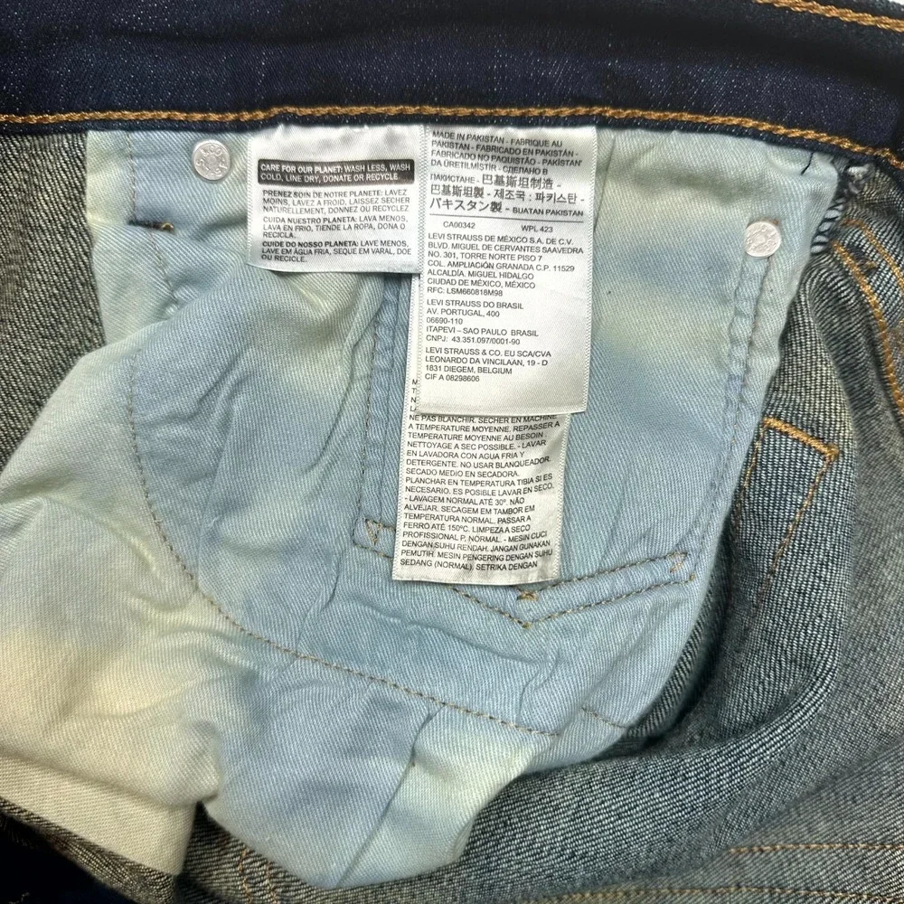 Levis stretch size pre